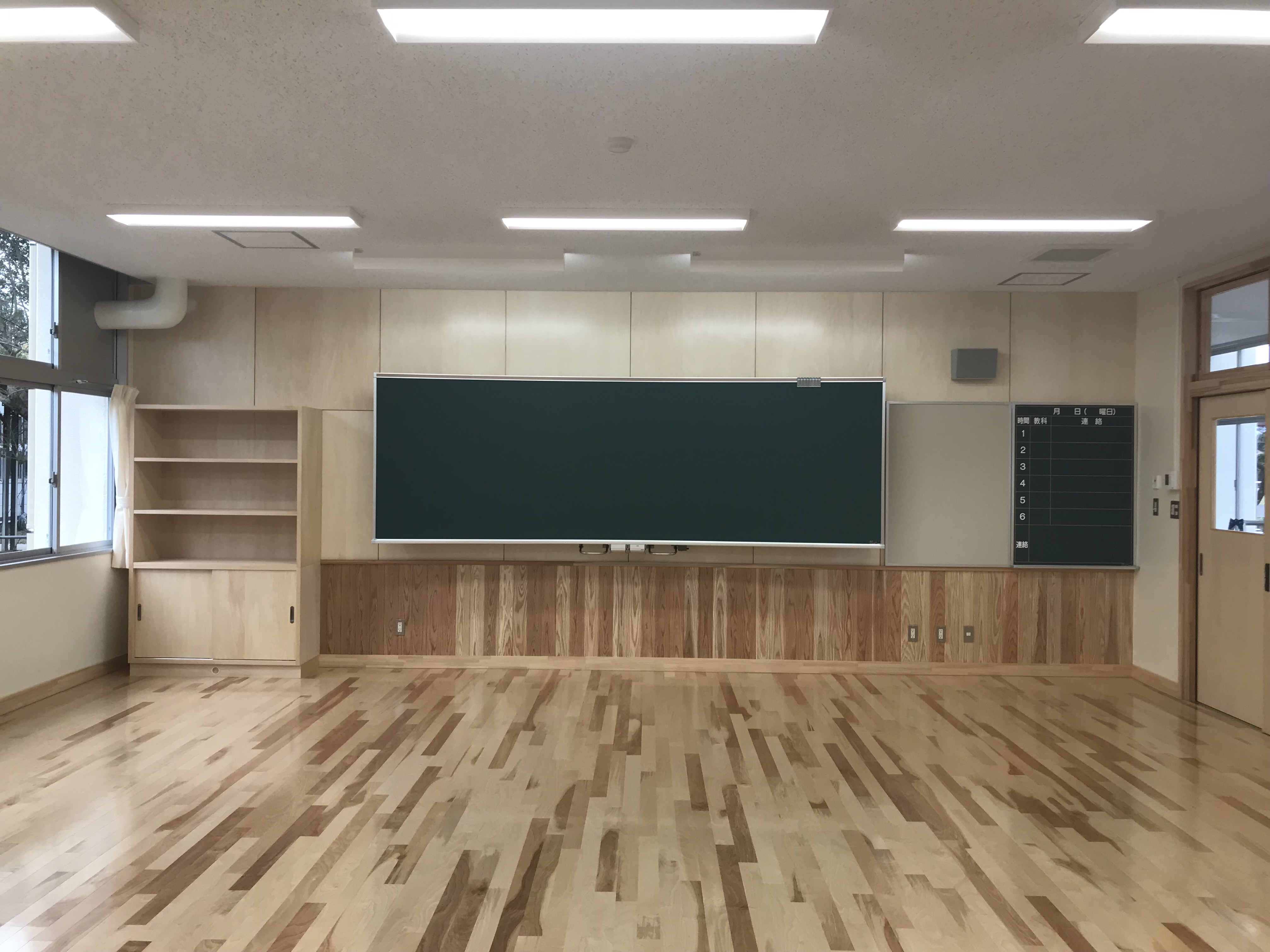 串良中(２期建築）